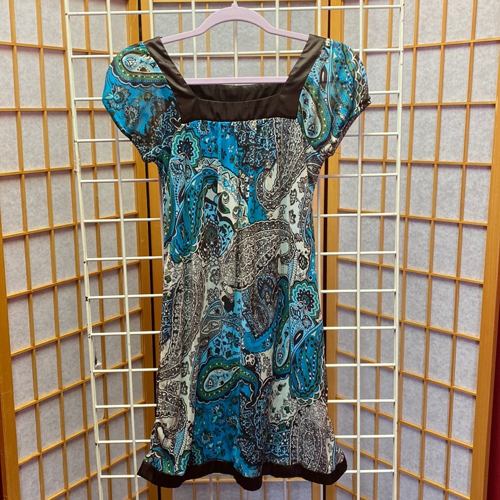 B.Darlin Paisley dress with brown trim Size 3/4